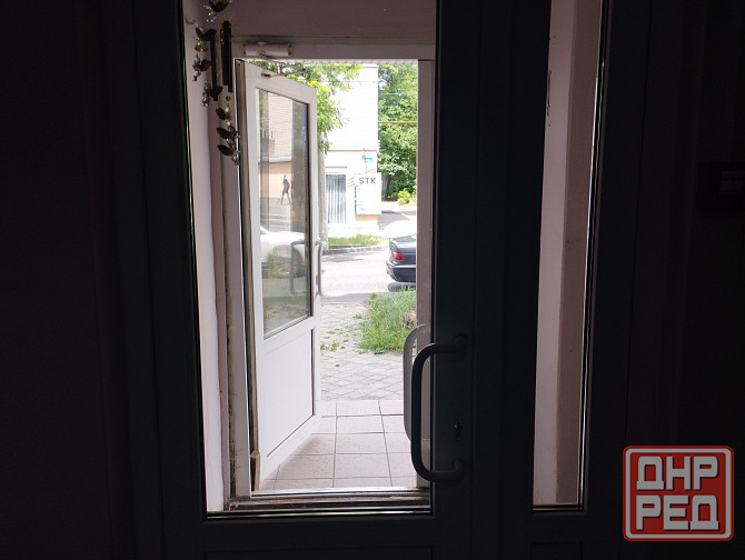 Аренда: Торгово-офисное помещение - 14 м2, пр.Ватутина Донецк - изображение 8