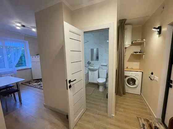 Сдается шикарная однокомнатная квартира в Калининском районе Донецка, по адресу: пр-кт Ильича улица Донецк