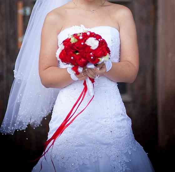 Свадебное платье Макеевка