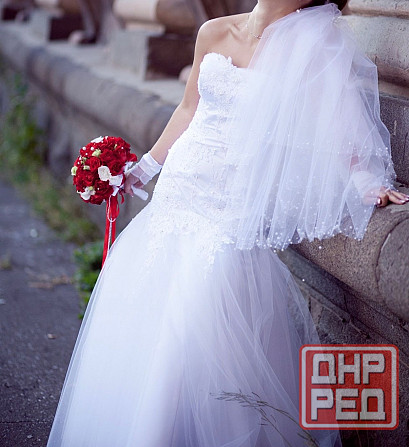 Свадебное платье Макеевка - изображение 3