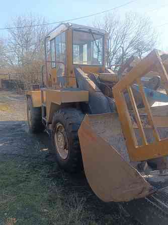 Продам Фронтальный погрузчик Detva UNK-320, 1984 Донецк