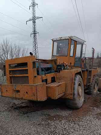 Продам Фронтальный погрузчик Detva UNK-320, 1984 Донецк