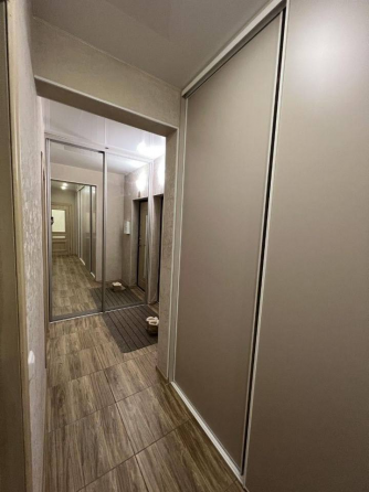 Сдам однокомнатную квартиру в самом центре города, в Донецке, пр. Ватутина . Донецк