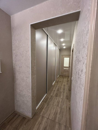 Сдам однокомнатную квартиру в самом центре города, в Донецке, пр. Ватутина . Донецк