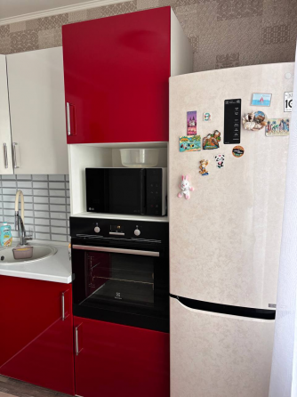 Сдается однокомнатная квартира в ленинском районе. Ленинский пр-т, Цирк "Космос" Донецк