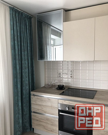 Сдаю однокомнатную квартиру 48.0 м² этаж 10 город Донецк, Ворошиловский район, улица 50-летия Донецк - изображение 4