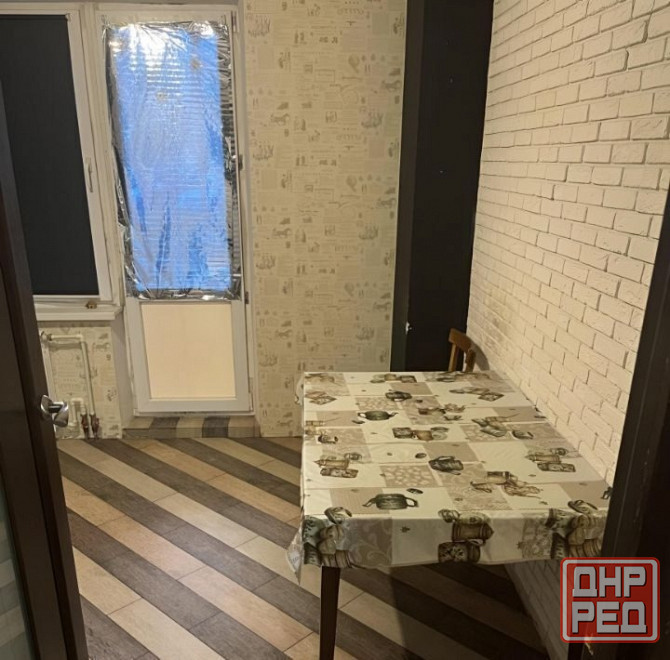 Сдаю однокомнатную квартиру 44.0 м² этаж 1, город Донецк, Ворошиловский район, проспект Театральный, Донецк - изображение 2