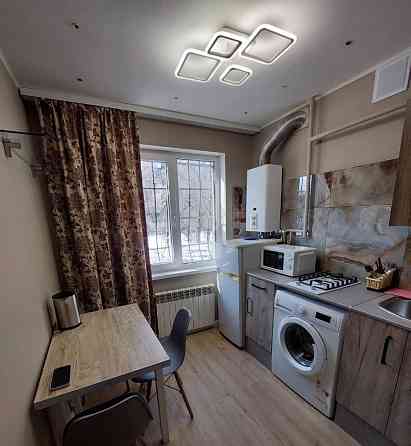 Сдаю квартиру в мкр.Текстильщик,район очень развит имеется вся необходимая инфраструктура Донецк