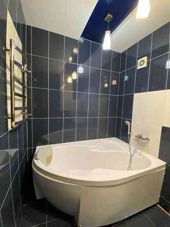 Сдается уютная 2к/квартира в Пролетарском районе. Общая площадь- 57 м2. Этаж 6/9. Донецк