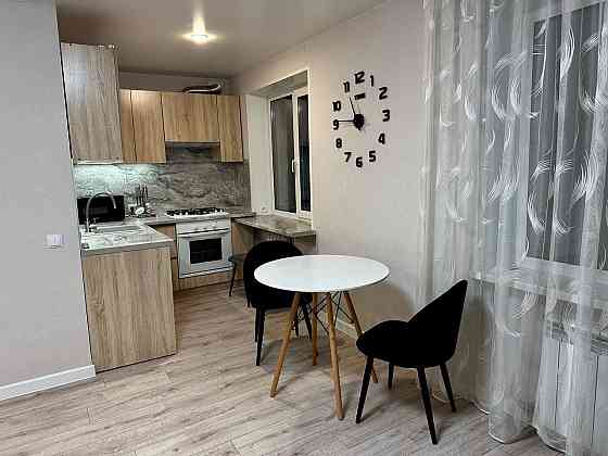 Аренда 2к люкс в центре с водой Макеевка