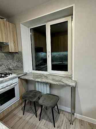 Аренда 2к люкс в центре с водой Макеевка