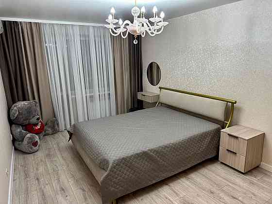 Аренда 2к люкс в центре с водой Макеевка