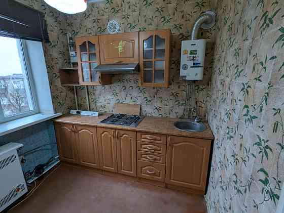 Продам 2 комнатную квартиру Докучаевск