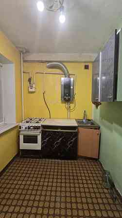 Продам 3 комн 4/5 мкрн Комсомольский Макеевка