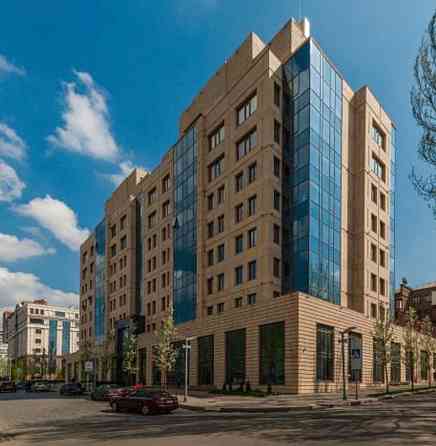 Империал. Бульвар Пушкина,1а. Донецк