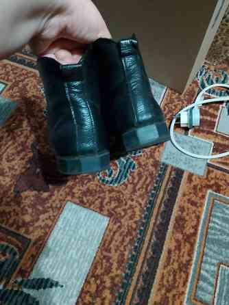 Продам ботинки женские демисезон р. 40, кожа Макеевка