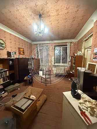 3-к сталинка в центре ,12 линия т Макеевка