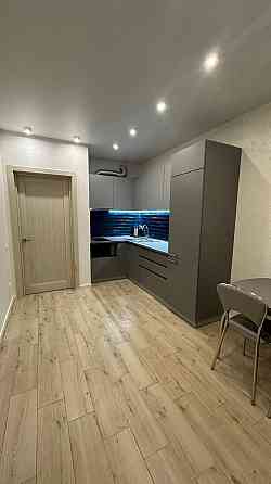 Сдается просторная 1-квартира Район: Ворошиловский Ориентир: Green plaza Донецк