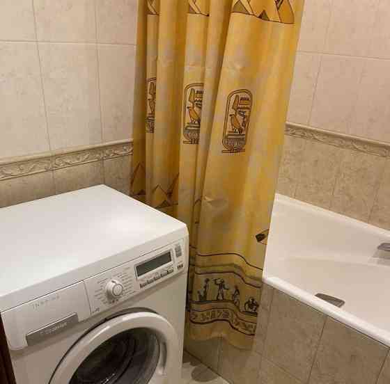 Сдается просторная 3-к квартира в Пролетарском районе Донецк