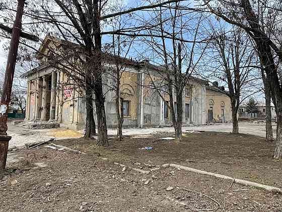 Продаю коммерческое здание (Кинотеатр) Мариуполь