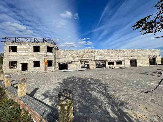 Продаю комплекс зданий Мариуполь