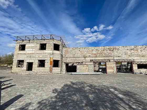 Продаю комплекс зданий Мариуполь