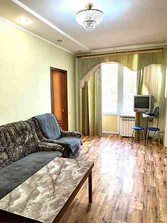 Сдается двухкомнатная квартира-студия в Кировском районе. 2 этаж Донецк