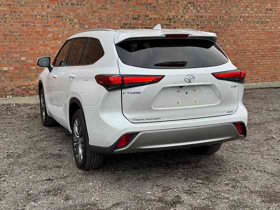 Toyota Highlander Донецк