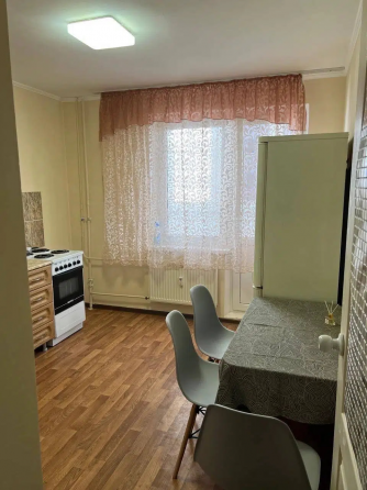 Сдается квартира в пролетарском районе. Донецк