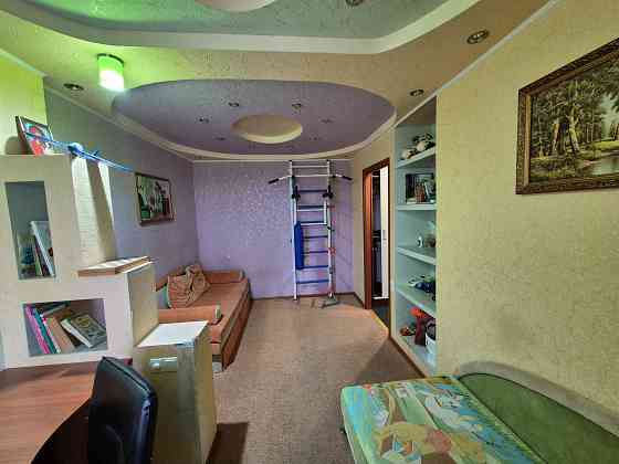 Цена снижена ! Продам 2х к.кв., ул.Болотникова 1, 8/9, ж/м Комсомолец. Горловка