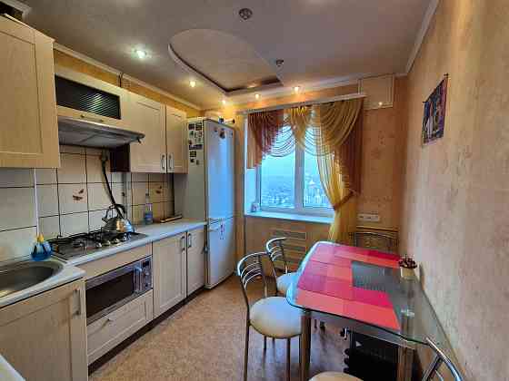 Цена снижена ! Продам 2х к.кв., ул.Болотникова 1, 8/9, ж/м Комсомолец. Горловка