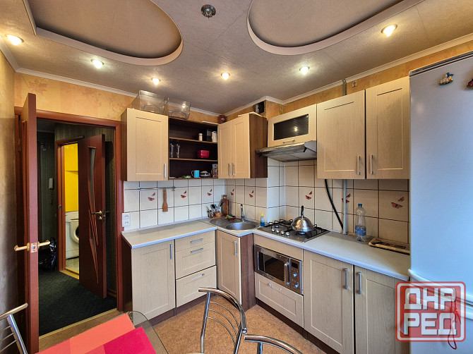 Цена снижена ! Продам 2х к.кв., ул.Болотникова 1, 8/9, ж/м Комсомолец. Горловка - изображение 2