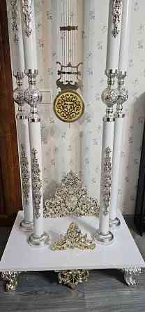 Напольные белые часы Макеевка