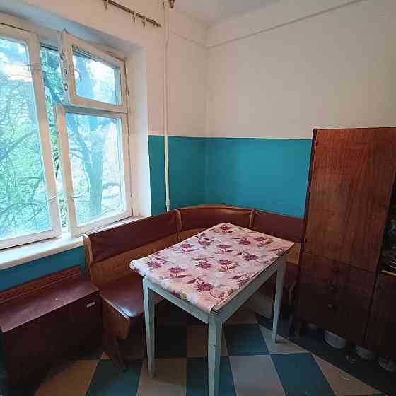 Крытый рынок. Продажа однокомнотной квартиры. Донецк