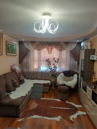 Продажа 3-х комнатной квартиры Макеевка, район 3/5, пл. Грибиниченко Макеевка