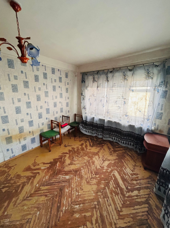 Продам 2 комнатную квартиру Центр г.Макеевка Центрально- Городской район ул. Островского (15 линия) Макеевка