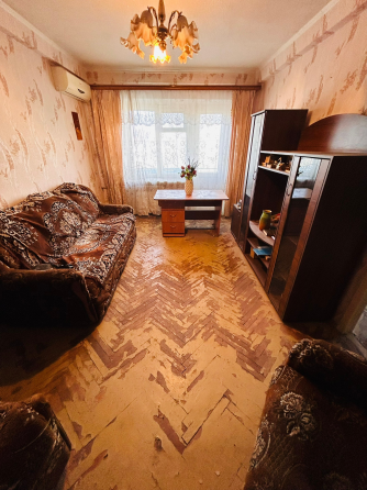 Продам 2 комнатную квартиру Центр г.Макеевка Центрально- Городской район ул. Островского (15 линия) Макеевка