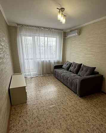 Сдаю двушку квартиру в Куйбышевском районе на площади Бакинских Комиссаров. Донецк