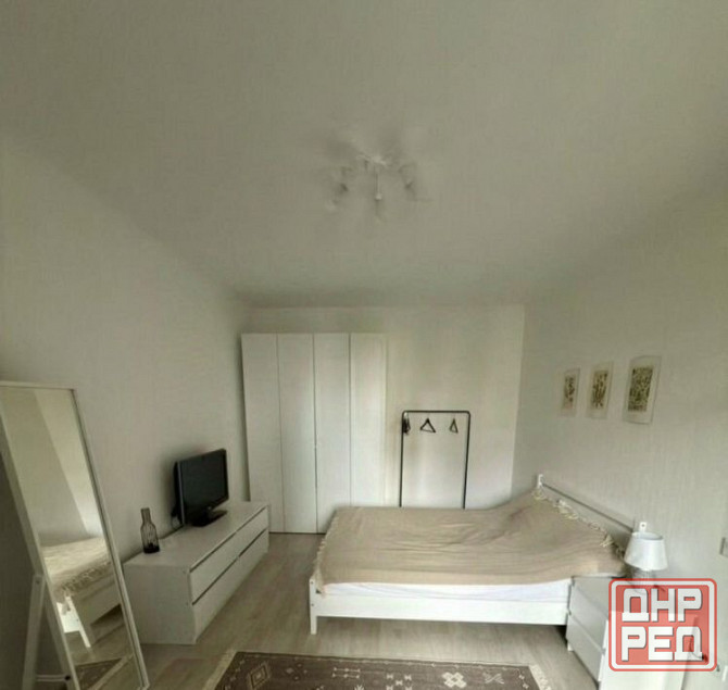 Сдаю однокомнатную квартиру 39.0 м² этаж 2/5 Киевский район, улица Артема, Донбасс арена Донецк - изображение 1