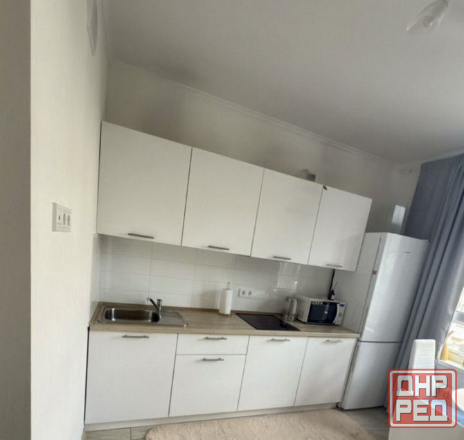 Сдаю однокомнатную квартиру 39.0 м² этаж 2/5 Киевский район, улица Артема, Донбасс арена Донецк - изображение 3