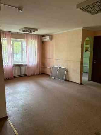 3-к. квартира под офис, 54,4 м², 1/5 эт., Краснофлотская ул., Калининский р-н, 4,2 млн Донецк