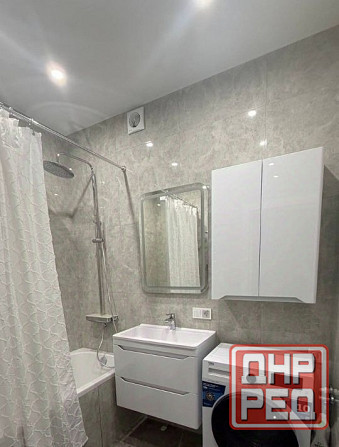 Сдаётся 1 комнатная квартира, город Донецк, Ленинский, ориентир мкрн Голубой Донецк - изображение 1