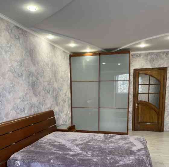 Сдаётся отличная 3-к.кв в Кировском районе, ориентир Текстильщик Донецк