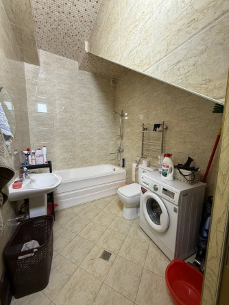 Сдам 3-комнатную квартиру в отличном состоянии в киевском районе. Донецк