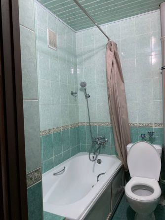 Сдам квартиру в Ленинском районе. Донецк