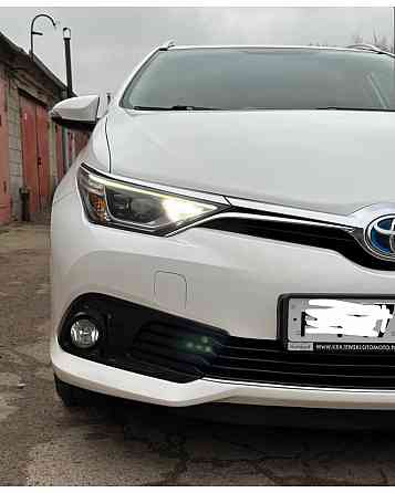 Продам Toyota Auris 1.8 CVT, 2016, Гибрид Донецк