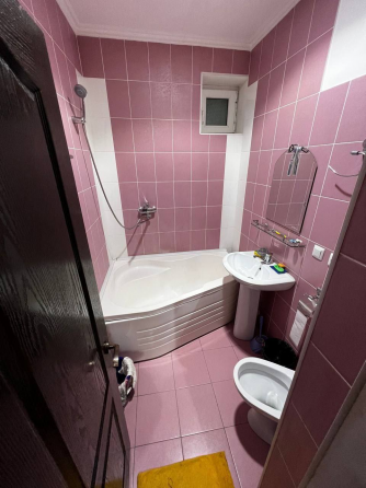 Сдам двухкомнатную квартиру в ворошиловском районе. Донецк