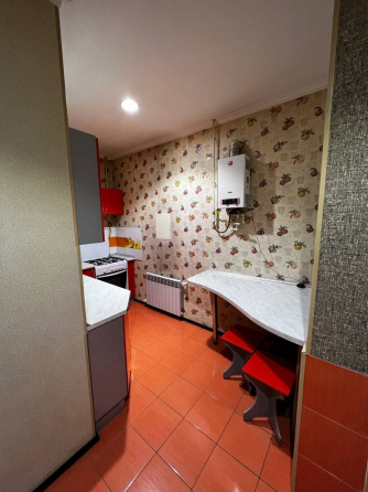 Сдам двухкомнатную квартиру в ворошиловском районе. Донецк