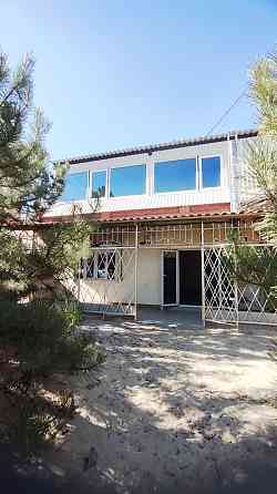 Продаётся помещение под коммерцию, также подходит для отдыха с семьёй или друзьями. Мариуполь