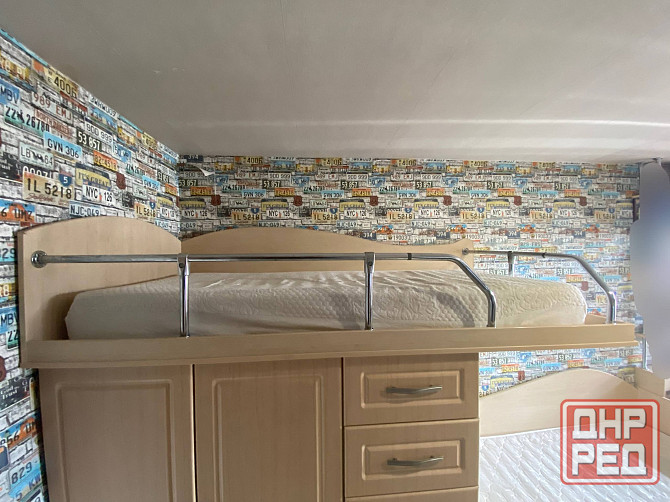 Продам детскую двухъярусную кровать со встроенным шкафом и полками Донецк - изображение 5